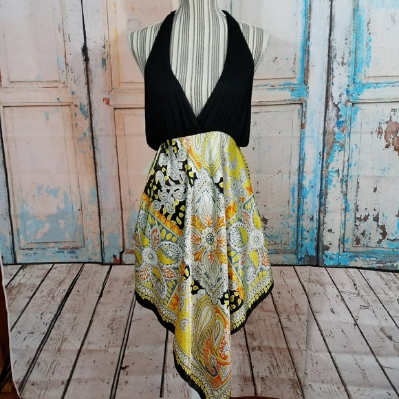 Tops - Handkerchief tunic. Black & yellow